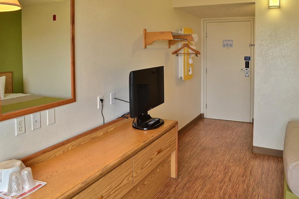 Motel 6-Billings, Mt - North エクステリア 写真