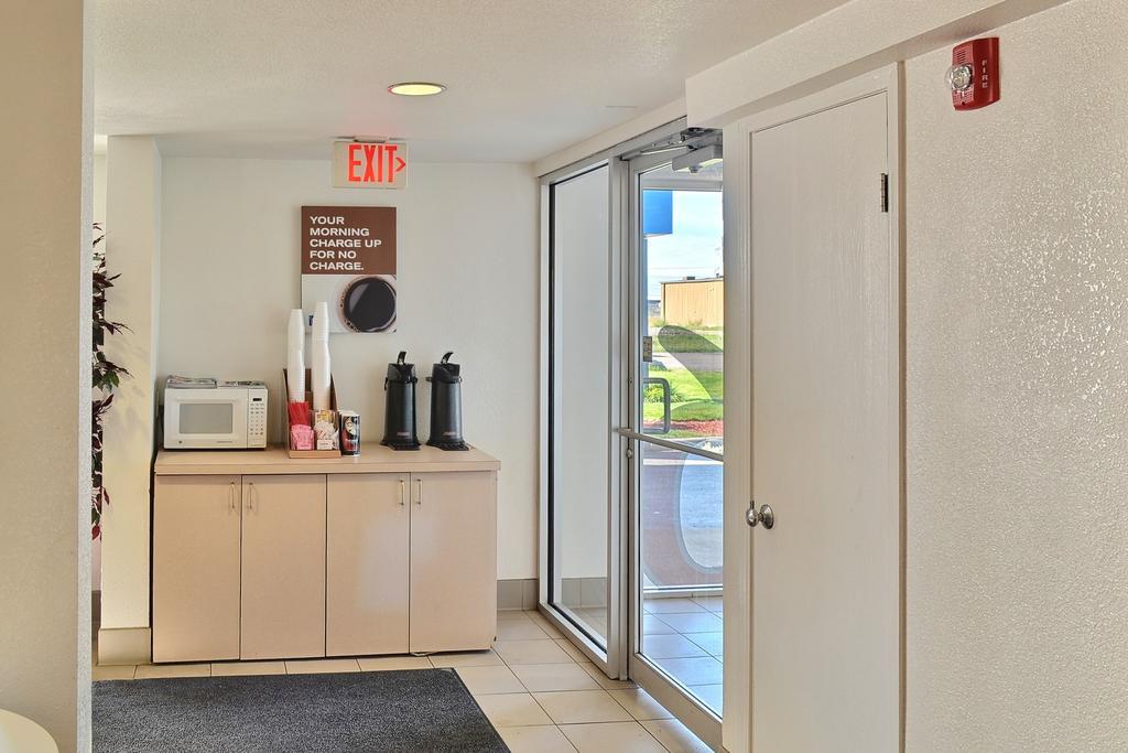 Motel 6-Billings, Mt - North エクステリア 写真