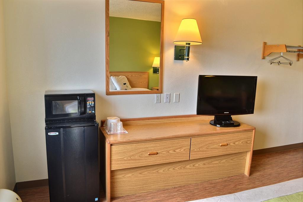 Motel 6-Billings, Mt - North エクステリア 写真