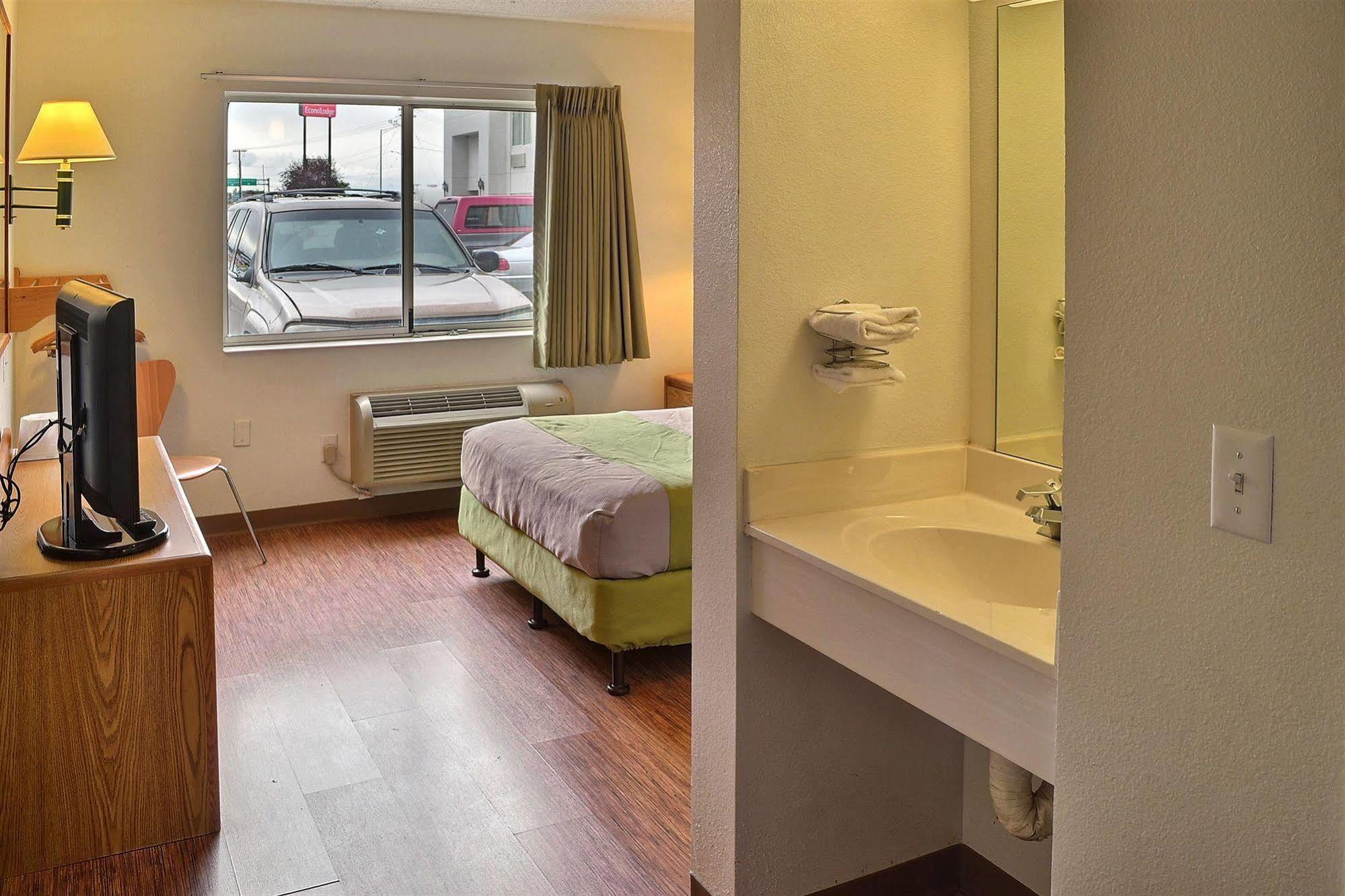 Motel 6-Billings, Mt - North エクステリア 写真